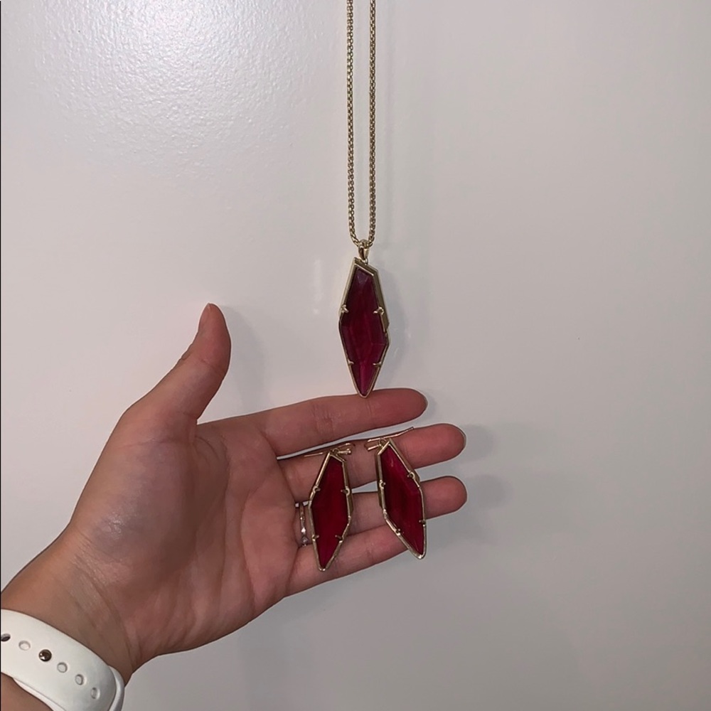 Kendra Scott Necklace and Earrings